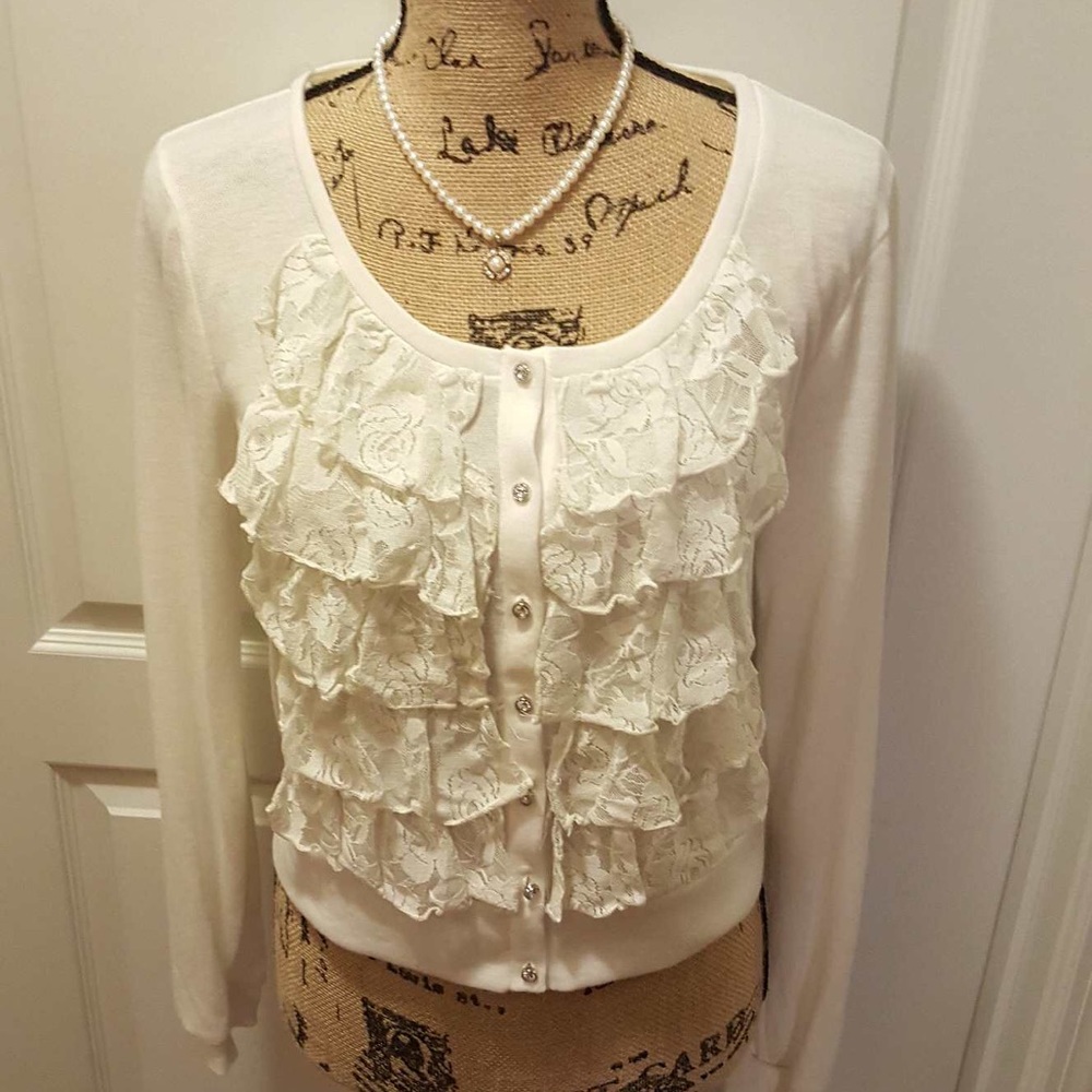 White button ruffle sweater
